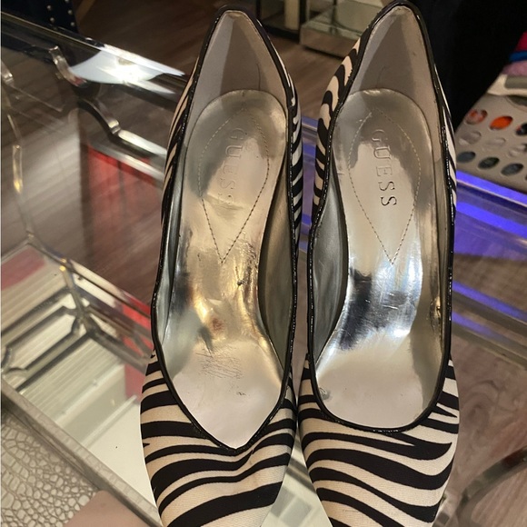Guess Zebra Print Heels - Picture 9 of 9